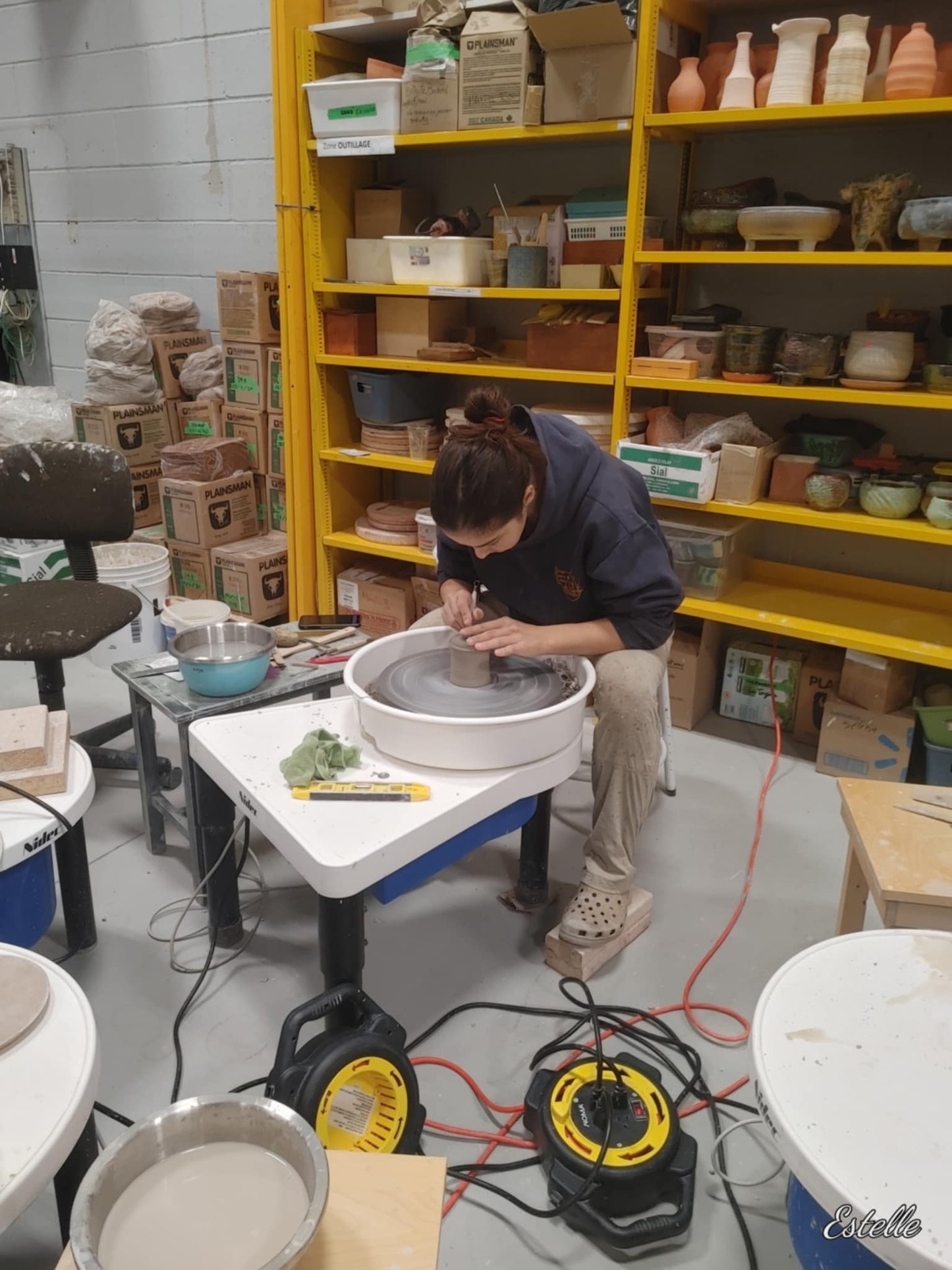 2025 juin 21-22-23-24 Vacances-poterie à l'atelier et 5 juil. (stage intensif de JOUR)